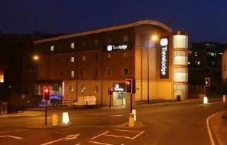 Travelodge Newcastle Central Екстериор снимка